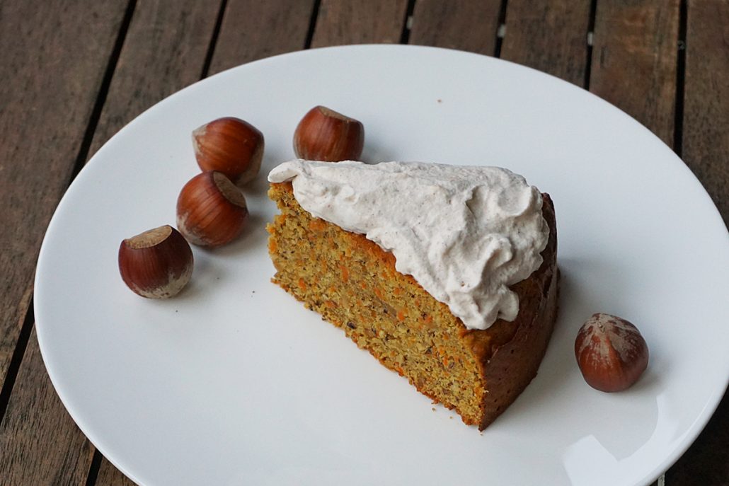 Kuchen backen ohne Zucker, glutenfrei, Rezept Möhrenkuchen, Rüblitorte